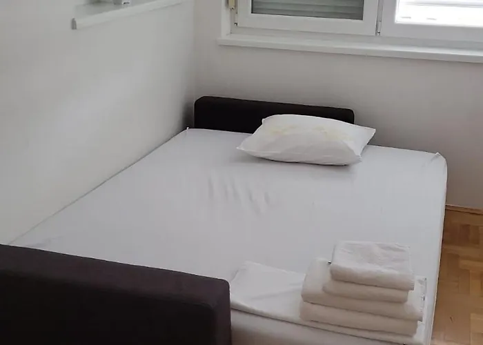 Amaros Apartment *
