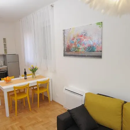 Apartman Amaros